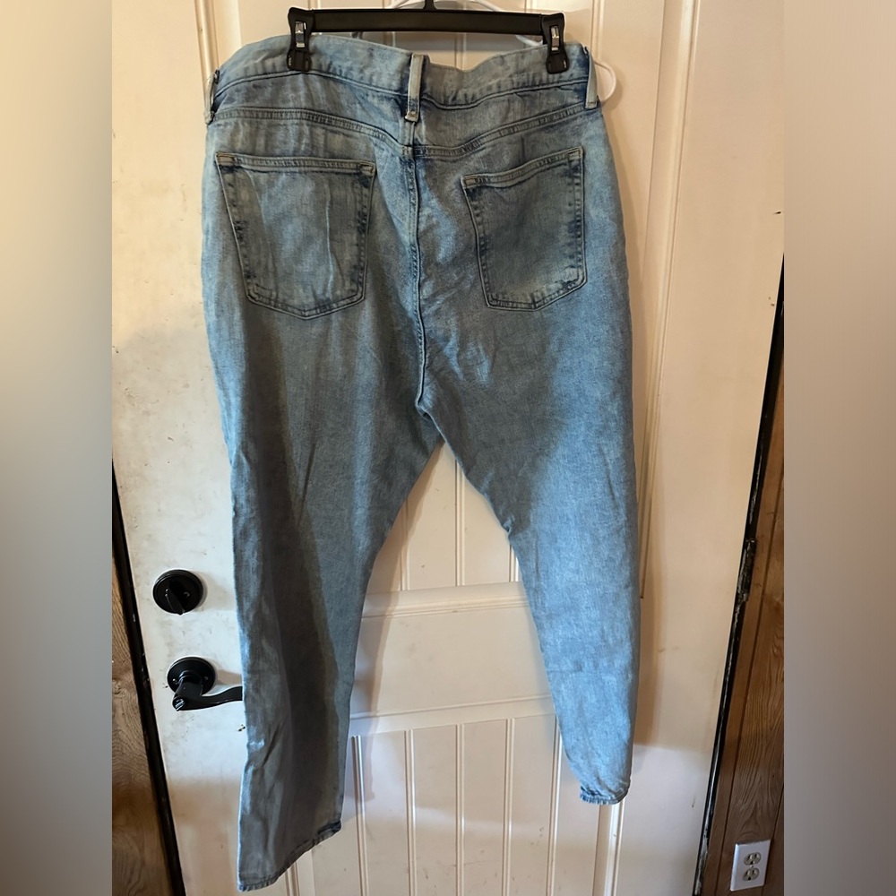 Relaxed slim built in flex men distressed ripped light blue jeans si”z 36x30 - Picture 9 of 9